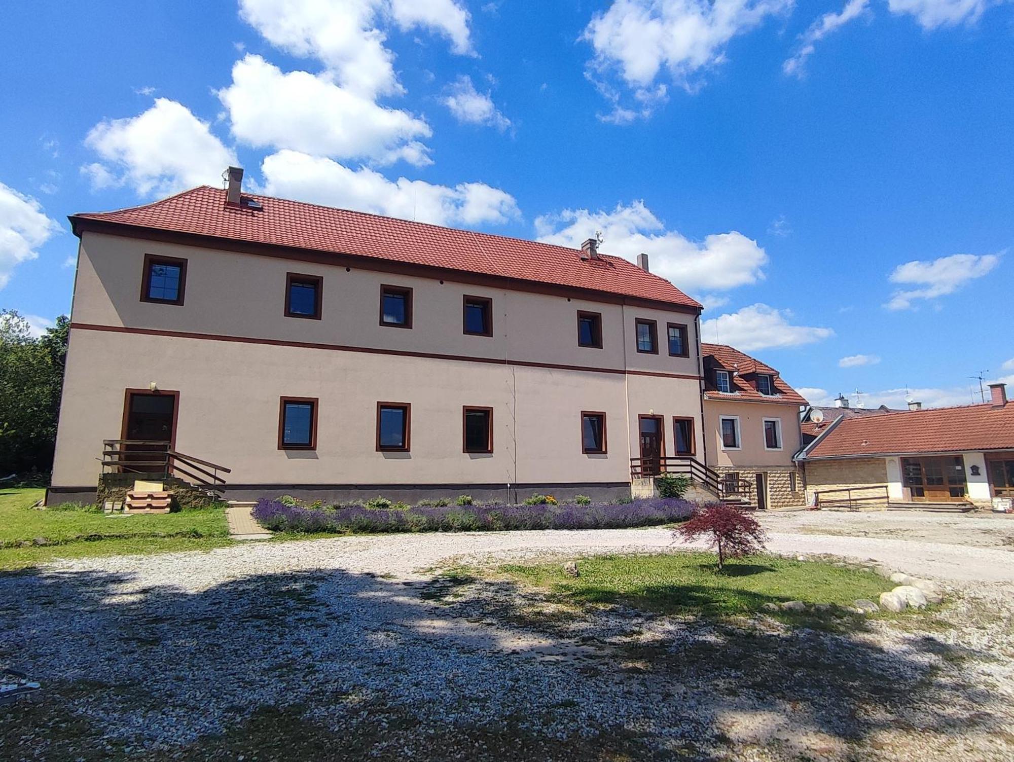 Zamecek Cerov Apartment Jičín Екстериор снимка